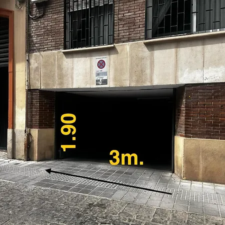 Апартаменти La Bodega Con Parking Gratuito *