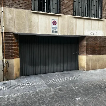 La Bodega Con Parking Gratuito *