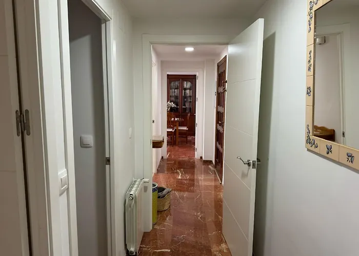 La Bodega Con Parking Gratuito